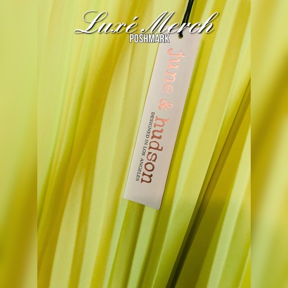 June & Hudson Pleated Skirt - Medium - Picture 4 of 6